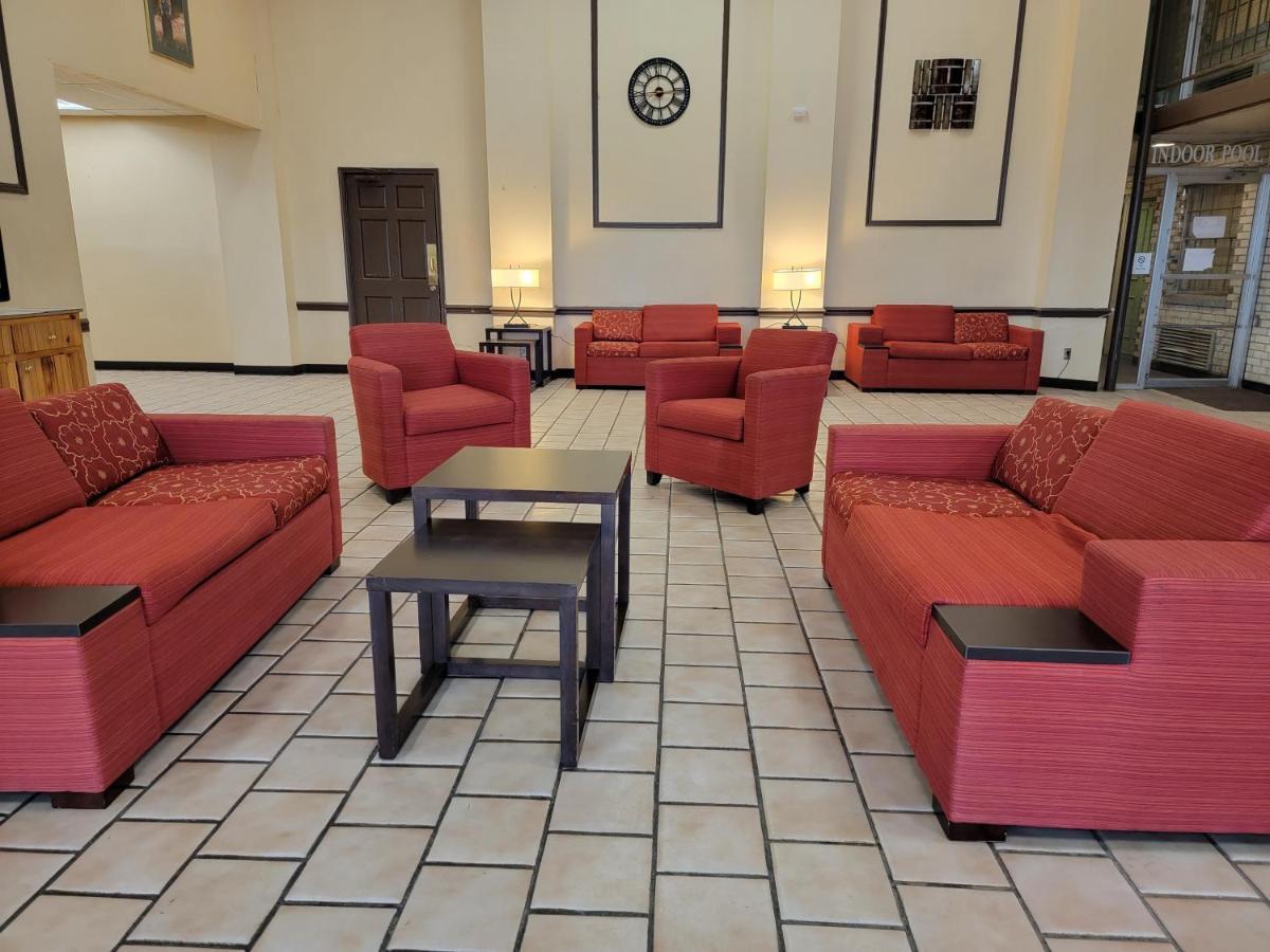 Rest Inn - Extended Stay, I-40 Airport, Wedding & Event Center أماريلو المظهر الخارجي الصورة